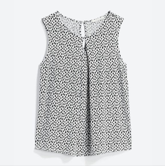 41 Hawthorn Gracy Pleat Keyhole Front Knit Top - Picture 1 of 2